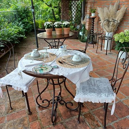 Tenuta Degli Angeli Rossi Asti Buitenkant foto