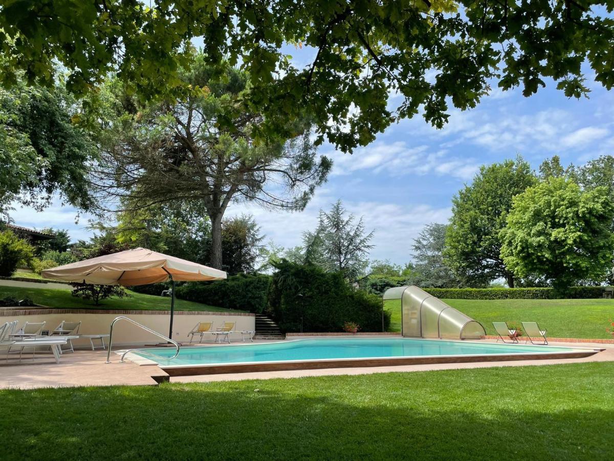 Tenuta Degli Angeli Rossi Asti Buitenkant foto
