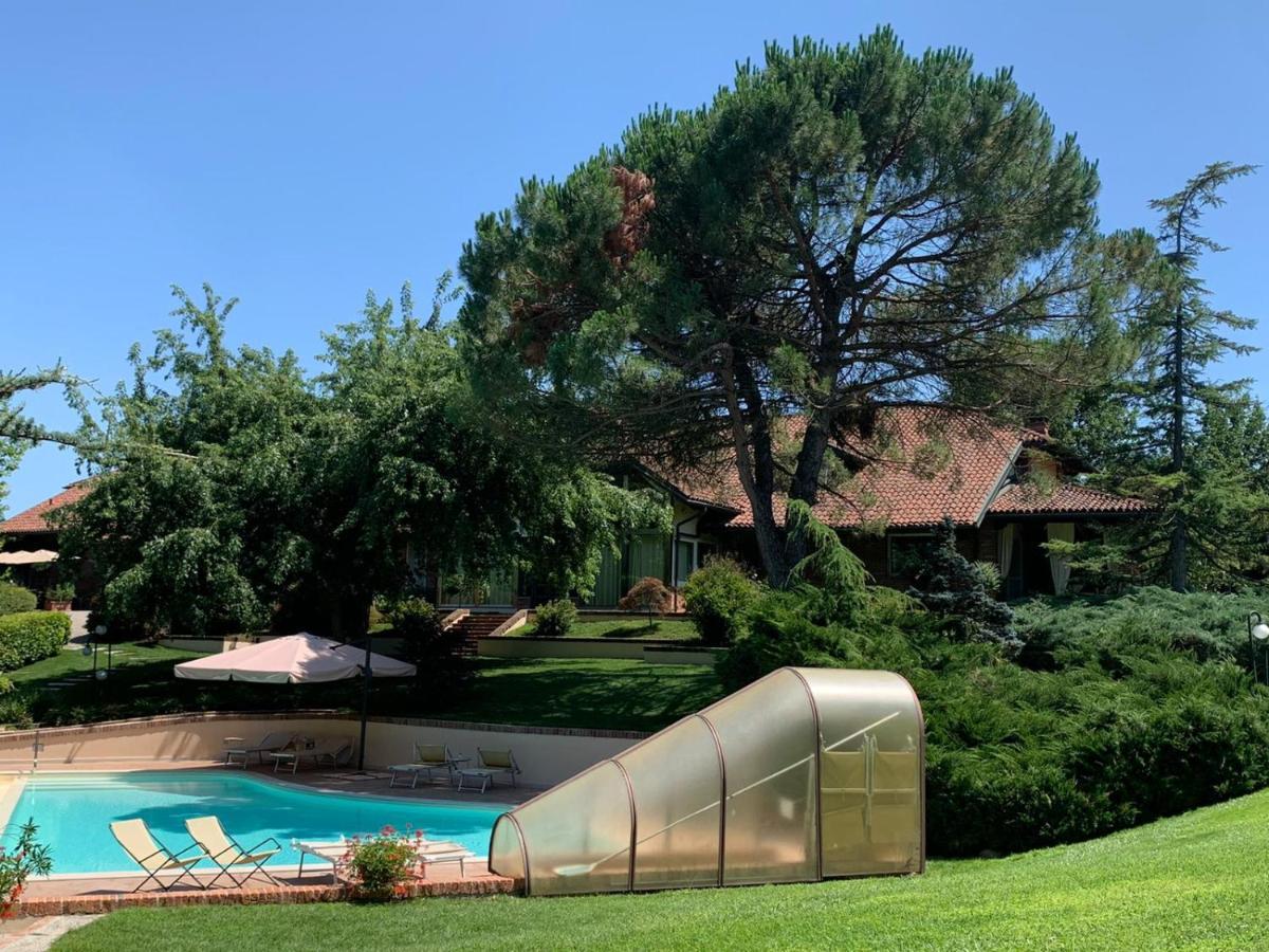 Tenuta Degli Angeli Rossi Asti Buitenkant foto