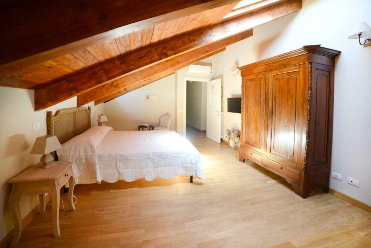 Tenuta Degli Angeli Rossi Asti Buitenkant foto