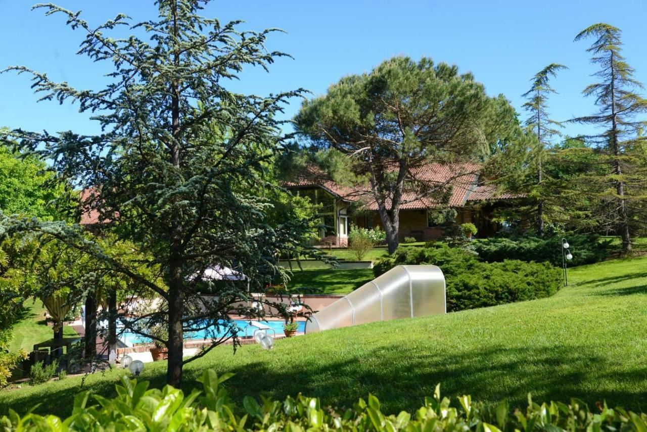 Tenuta Degli Angeli Rossi Asti Buitenkant foto