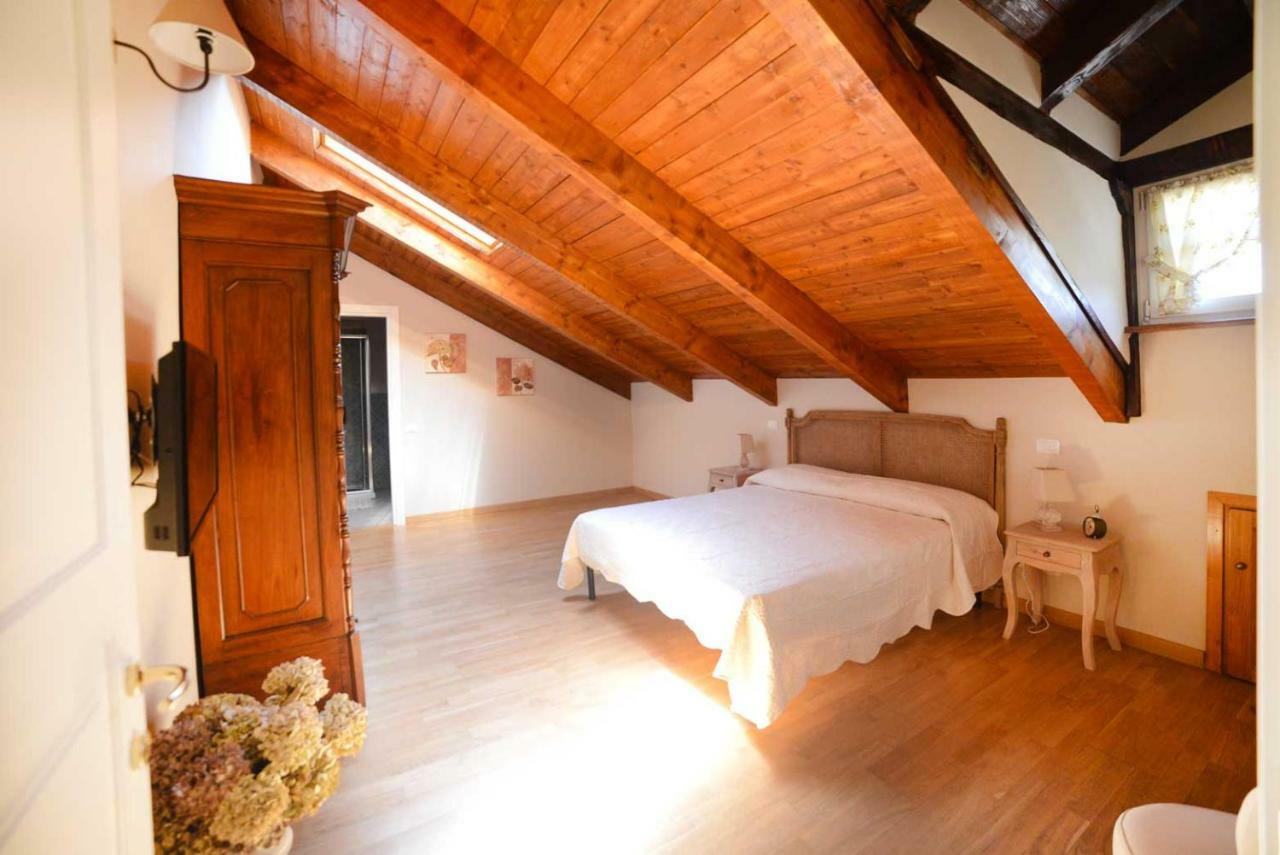 Tenuta Degli Angeli Rossi Asti Buitenkant foto