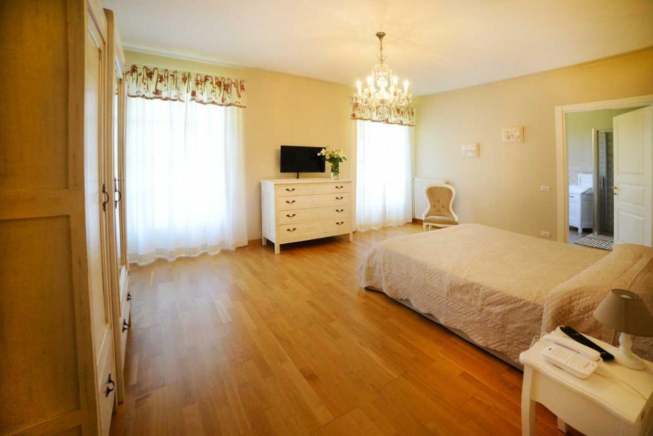 Tenuta Degli Angeli Rossi Asti Buitenkant foto