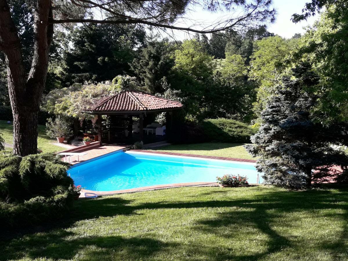 Tenuta Degli Angeli Rossi Asti Buitenkant foto